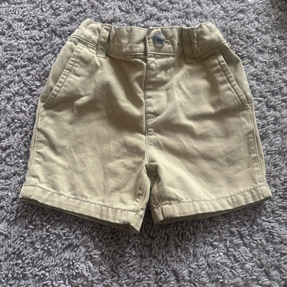 Kids Tan Shorts - Picture 1 of 3